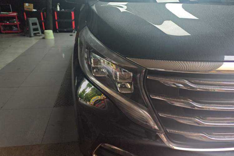 Used GAC Trumpchi M8 2018 320T Luxury Edition Right Front Headlight