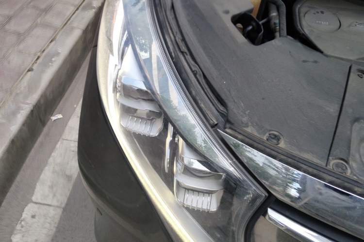 Used GAC Trumpchi M8 2018 320T Luxury Edition Right Front Headlight