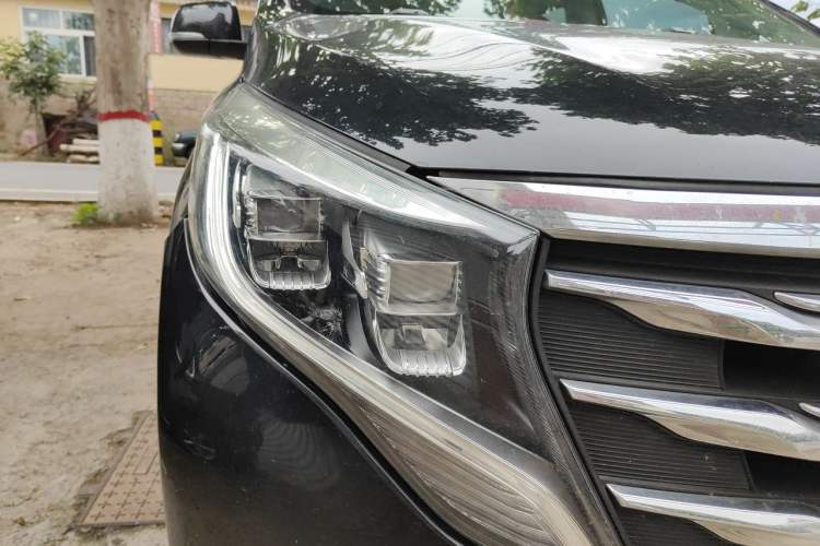 Used GAC Trumpchi M8 2018 320T Luxury Edition Right Front Headlight