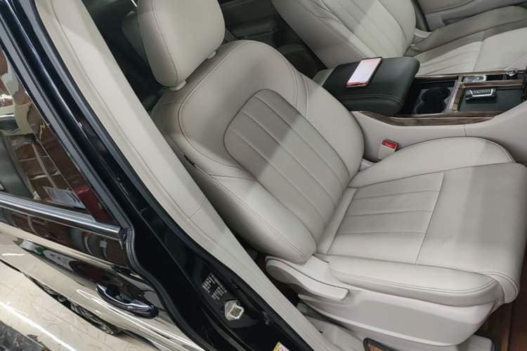 Used GAC Trumpchi M8 2018 320T Luxury Edition Right Front Seat
