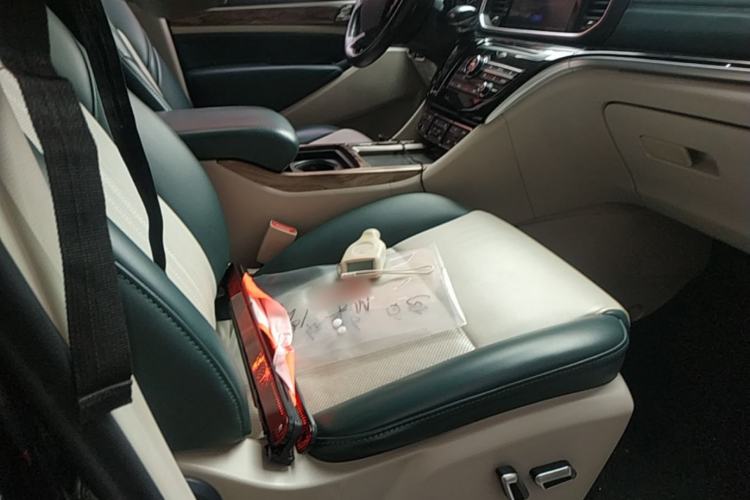 Used GAC Trumpchi M8 2018 320T Luxury Edition Right Front Seat