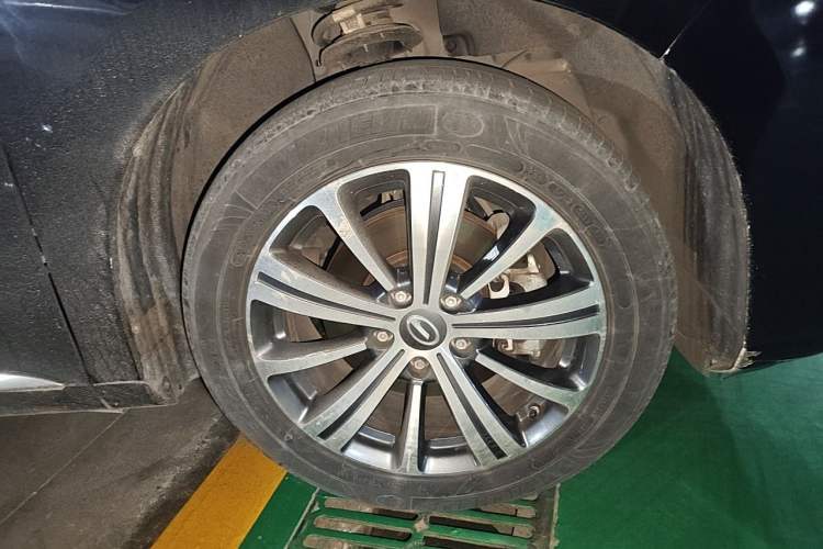 Used GAC Trumpchi M8 2018 320T Luxury Edition Right Front Wheel Hub