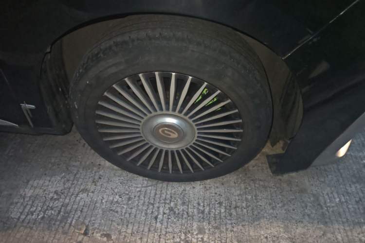 Used GAC Trumpchi M8 2018 320T Luxury Edition Right Front Wheel Hub