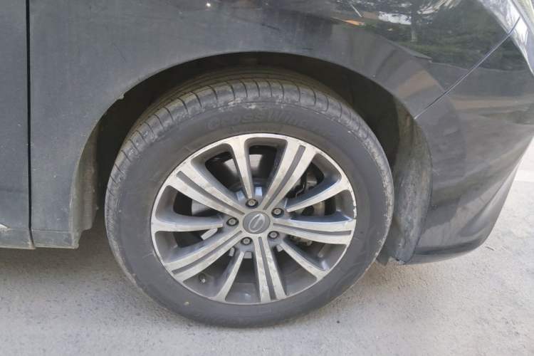 Used GAC Trumpchi M8 2018 320T Luxury Edition Right Front Wheel Hub