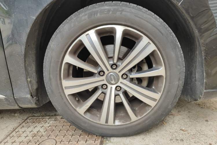 Used GAC Trumpchi M8 2018 320T Luxury Edition Right Front Wheel Hub