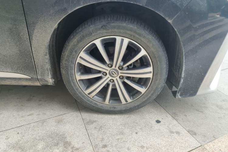 Used GAC Trumpchi M8 2018 320T Luxury Edition Right Front Wheel Hub