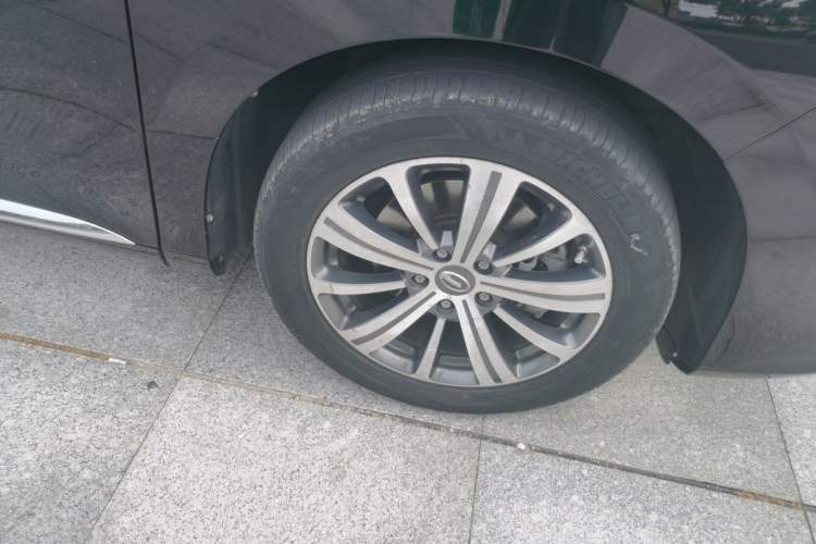 Used GAC Trumpchi M8 2018 320T Luxury Edition Right Front Wheel Hub