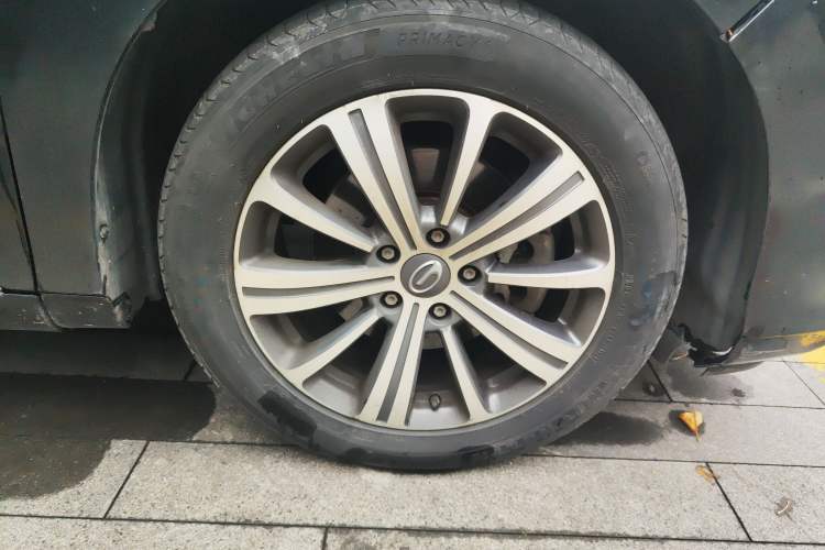 Used GAC Trumpchi M8 2018 320T Luxury Edition Right Front Wheel Hub