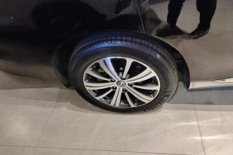 Used GAC Trumpchi M8 2018 320T Luxury Edition Right Rear Wheel Hub