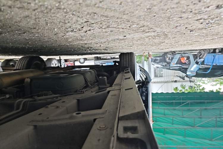 Used GAC Trumpchi M8 2018 320T Luxury Edition Right Side Sill