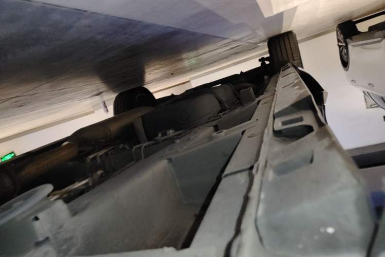 Used GAC Trumpchi M8 2018 320T Luxury Edition Right Side Sill