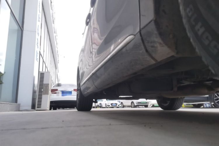 Used GAC Trumpchi M8 2018 320T Flagship Edition Right Side Sill
