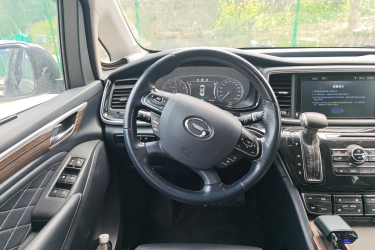 Used GAC Trumpchi M8 2018 320T Luxury Edition Steering Wheel