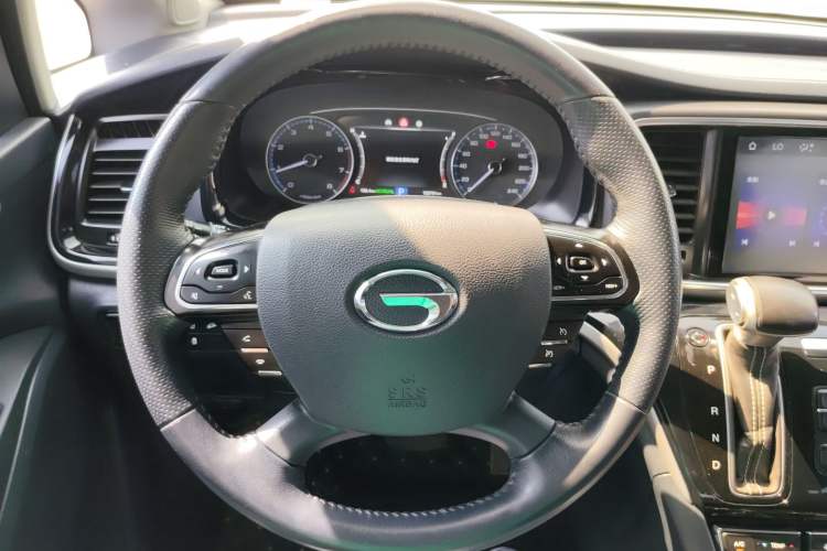 Used GAC Trumpchi M8 2018 320T Luxury Edition Steering Wheel
