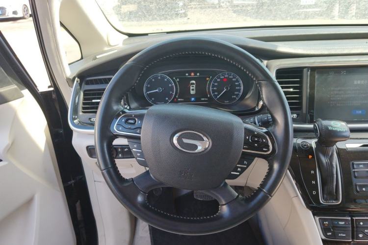 Used GAC Trumpchi M8 2018 320T Luxury Edition Steering Wheel
