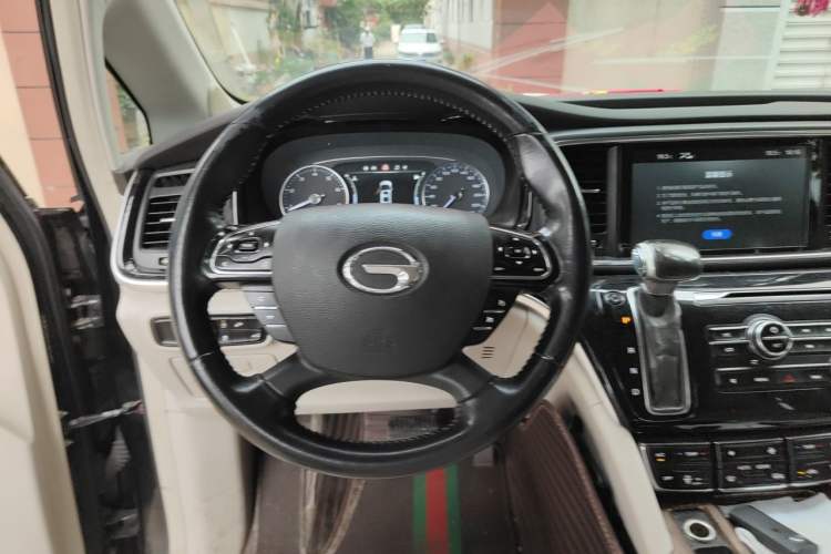 Used GAC Trumpchi M8 2018 320T Luxury Edition Steering Wheel