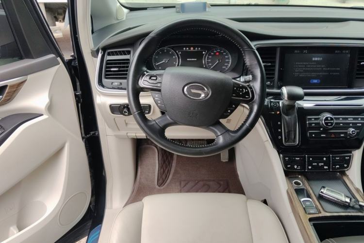 Used GAC Trumpchi M8 2018 320T Luxury Edition Steering Wheel