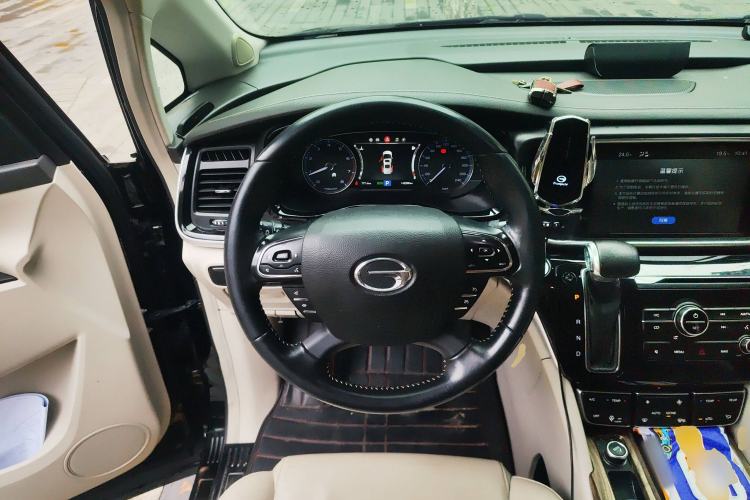 Used GAC Trumpchi M8 2018 320T Luxury Edition Steering Wheel