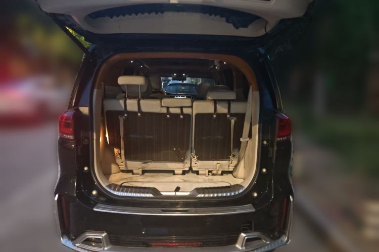 Used GAC Trumpchi M8 2018 320T Luxury Edition Trunk