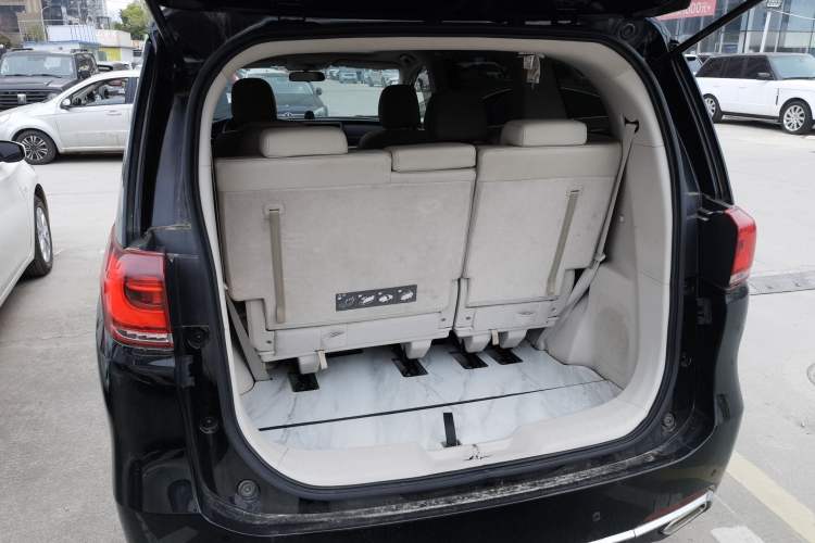 Used GAC Trumpchi M8 2018 320T Luxury Edition Trunk