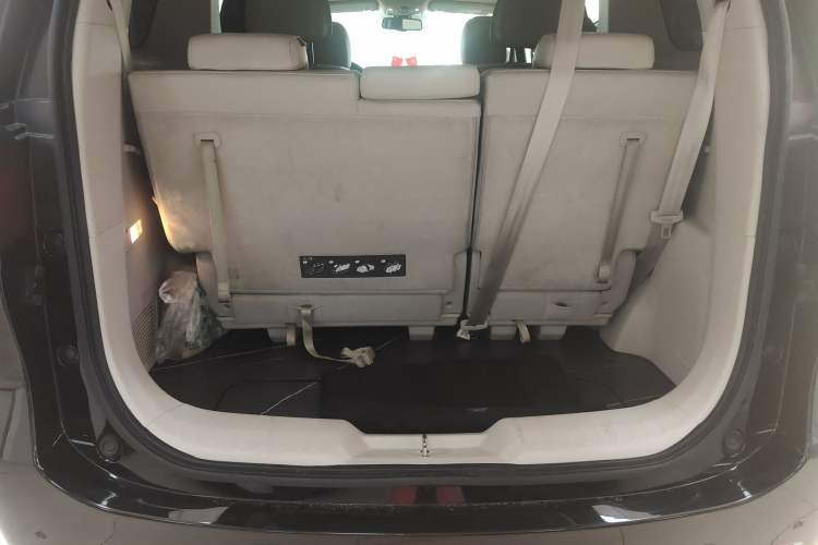 Used GAC Trumpchi M8 2018 320T Luxury Edition Trunk