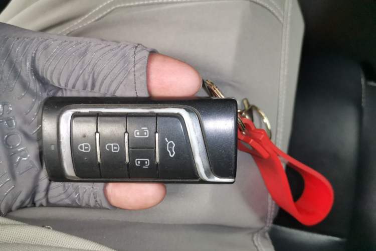 Used GAC Trumpchi M8 2018 320T Flagship Edition Vehicle Key
