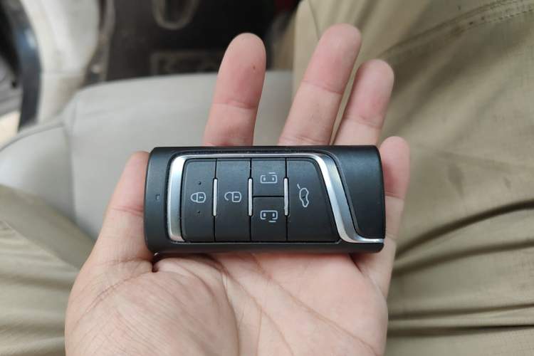 Used GAC Trumpchi M8 2018 320T Luxury Edition Vehicle Key
