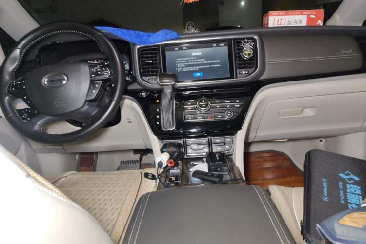 Used GAC Trumpchi M8 2018 320T Luxury Edition Audio And AC Panel