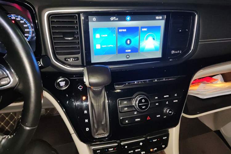 Used GAC Trumpchi M8 2018 320T Luxury Edition Audio And AC Panel