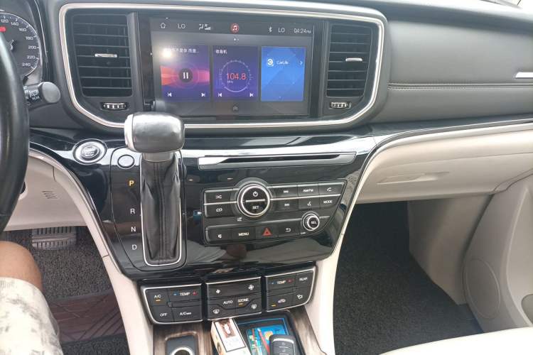 Used GAC Trumpchi M8 2018 320T Luxury Edition Audio And AC Panel