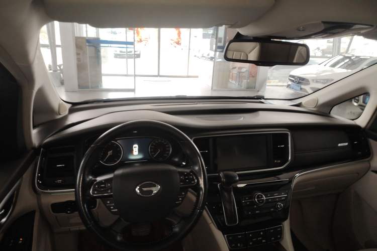 Used GAC Trumpchi M8 2018 320T Luxury Edition Center Console