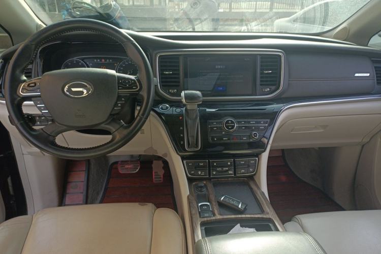 Used GAC Trumpchi M8 2018 320T Luxury Edition Center Console