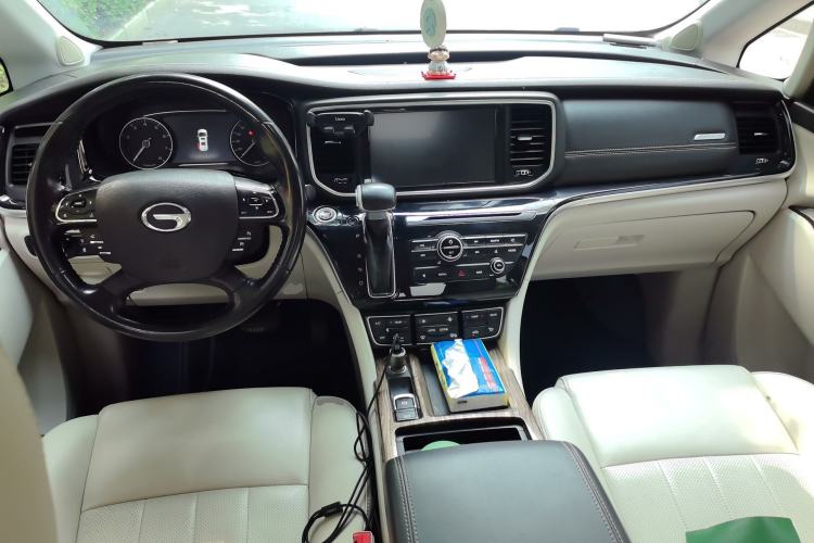 Used GAC Trumpchi M8 2018 320T Luxury Edition Center Console