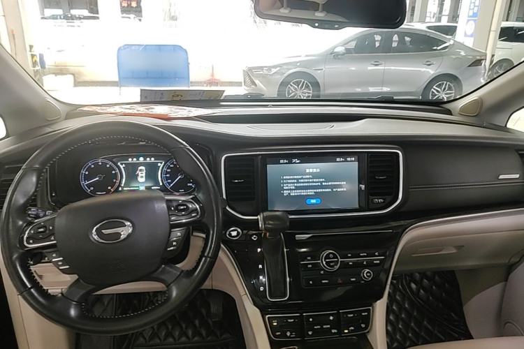 Used GAC Trumpchi M8 2018 320T Luxury Edition Center Console