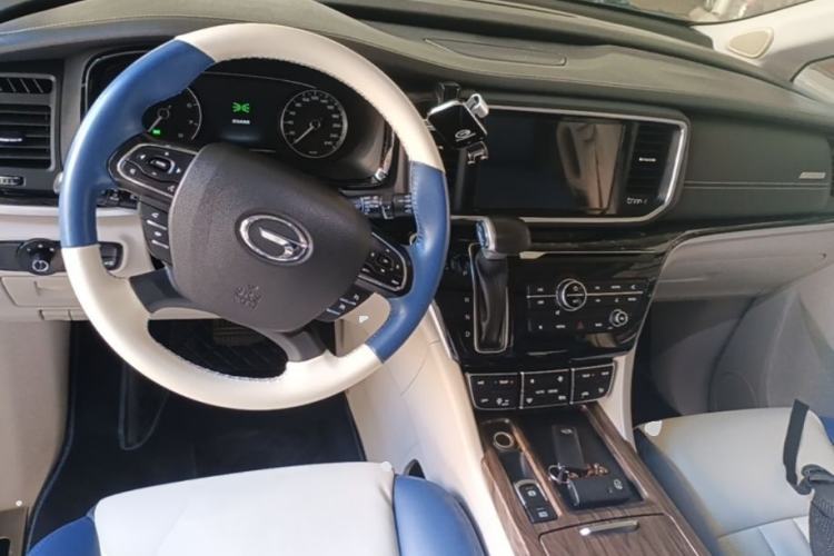 Used GAC Trumpchi M8 2018 320T Luxury Edition Center Console