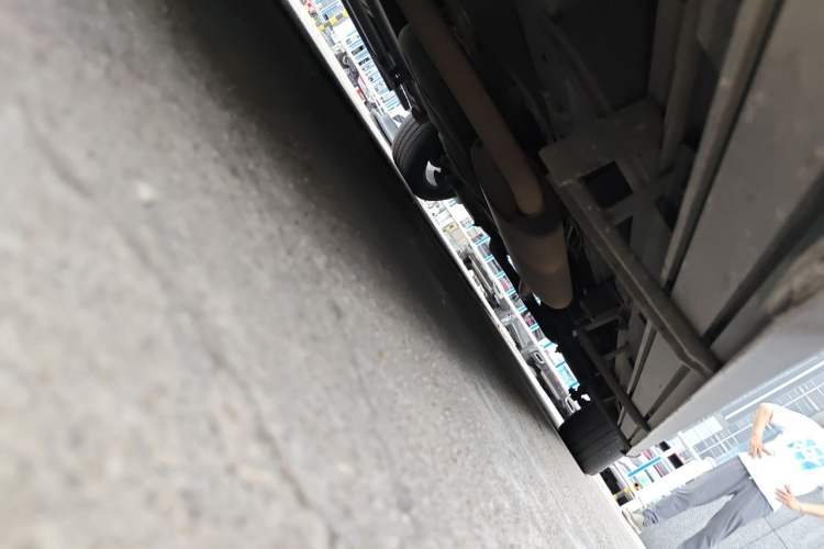 Used GAC Trumpchi M8 2018 320T Flagship Edition Chassis Front Left