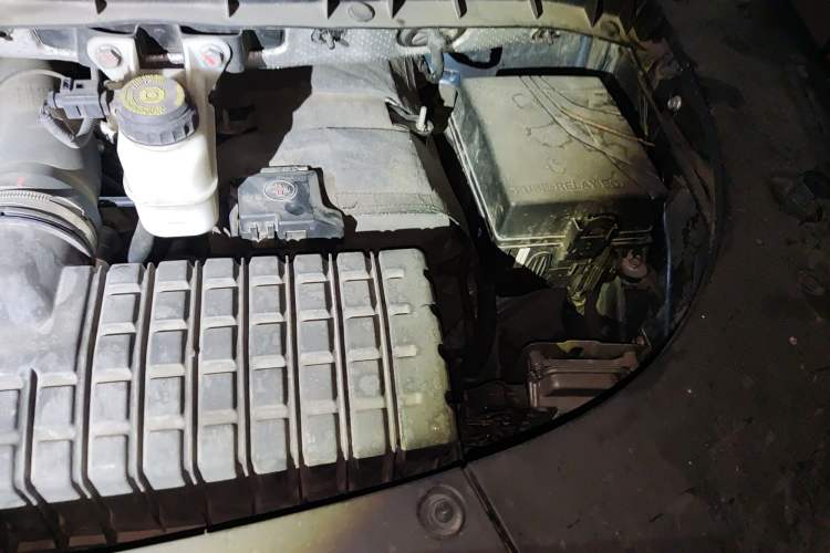 Used GAC Trumpchi M8 2018 320T Luxury Edition Engine Bay Left