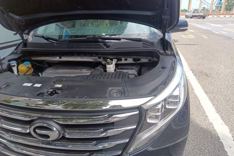 Used GAC Trumpchi M8 2018 320T Luxury Edition Engine Bay Left