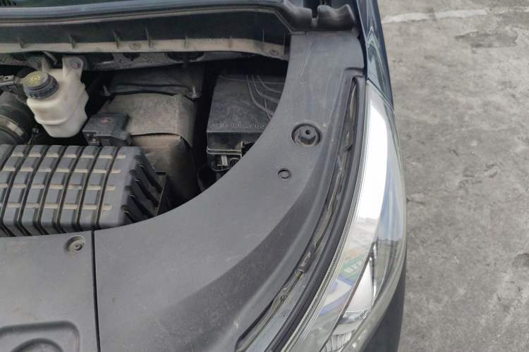 Used GAC Trumpchi M8 2018 320T Luxury Edition Engine Bay Left