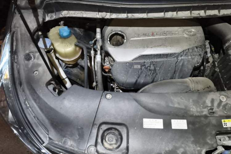 Used GAC Trumpchi M8 2018 320T Luxury Edition Engine Bay Right