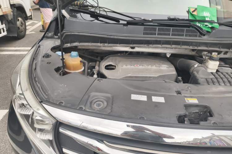 Used GAC Trumpchi M8 2018 320T Luxury Edition Engine Bay Right