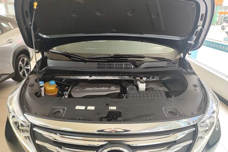 Used GAC Trumpchi M8 2018 320T Luxury Edition Engine Bay
