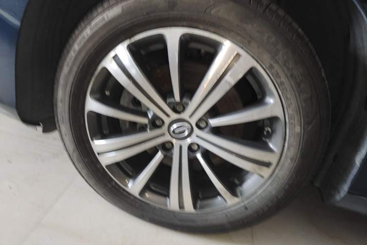 Used GAC Trumpchi M8 2018 320T Luxury Edition Exterior 4