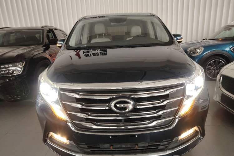 Used GAC Trumpchi M8 2018 320T Luxury Edition Front