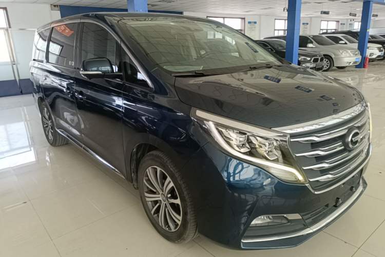 Used GAC Trumpchi M8 2018 320T Flagship Edition Front Right 45 Deg