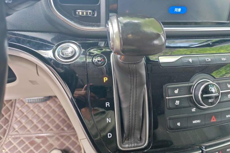 Used GAC Trumpchi M8 2018 320T Flagship Edition Gear Lever