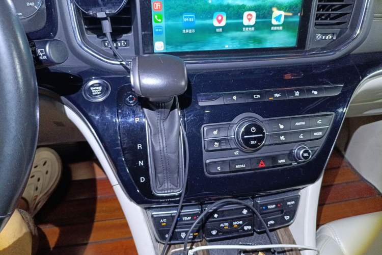 Used GAC Trumpchi M8 2018 320T Flagship Edition Gear Lever