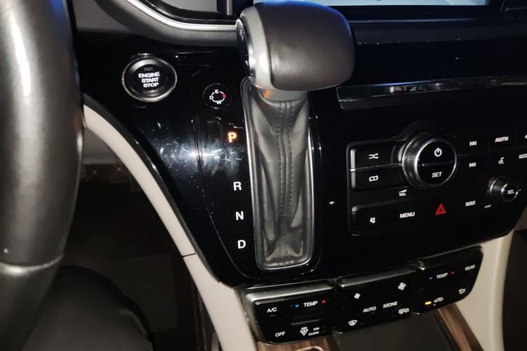 Used GAC Trumpchi M8 2018 320T Luxury Edition Gear Lever