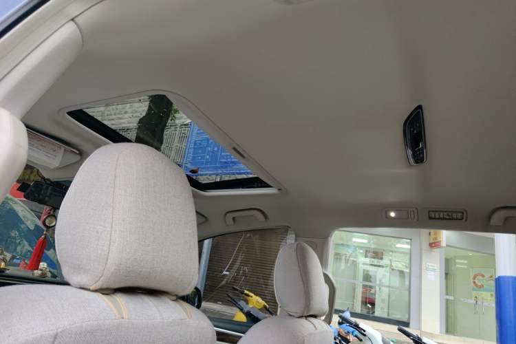 Used GAC Trumpchi M8 2018 320T Luxury Edition Headliner