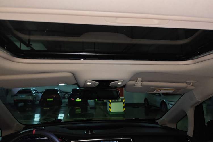 Used GAC Trumpchi M8 2018 320T Luxury Edition Headliner